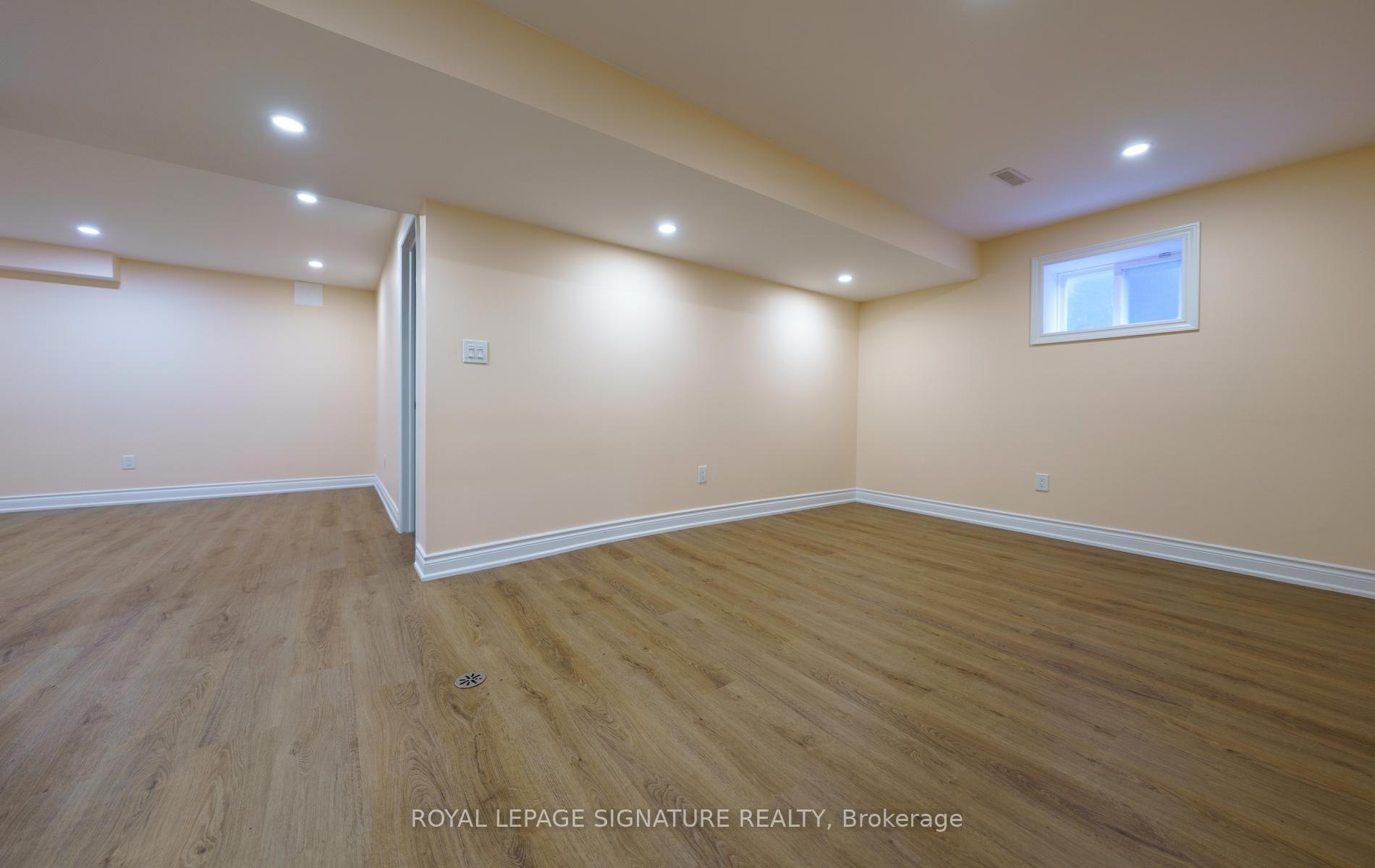 Photo 31 of 68 Ellenhall Square, Scarborough, Steeles — HOMEH