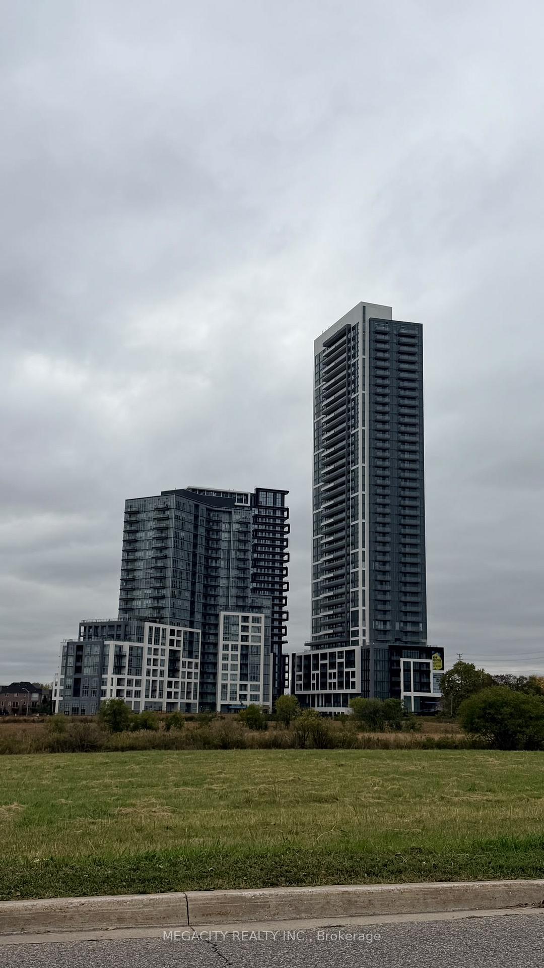 Photo of Unit 305, 225 Malta Avenue