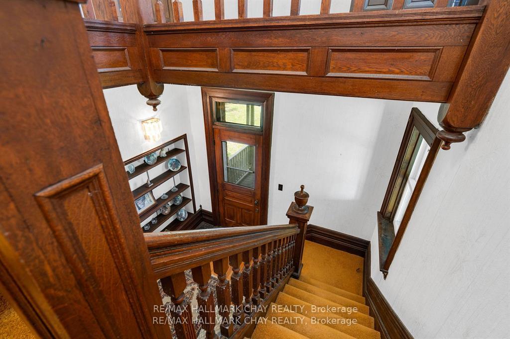 Photo 18 of 1407 Flos 8 Road W, Springwater, Rural Springwater — HOMEH