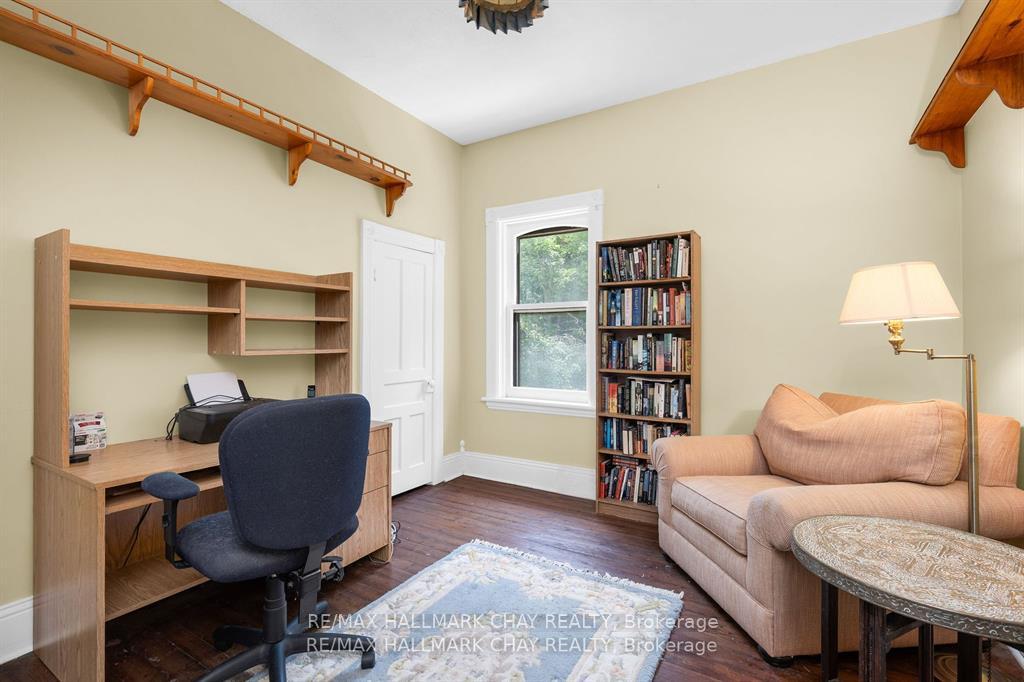Photo 24 of 1407 Flos 8 Road W, Springwater, Rural Springwater — HOMEH
