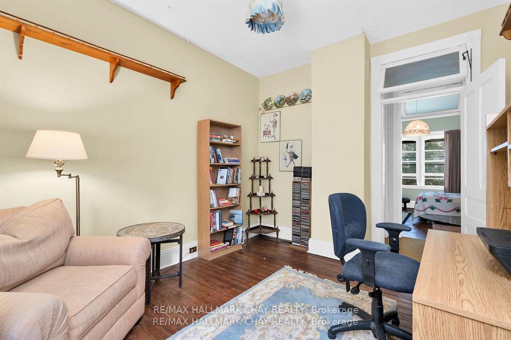 Photo 25 of 1407 Flos 8 Road W, Springwater, Rural Springwater — HOMEH