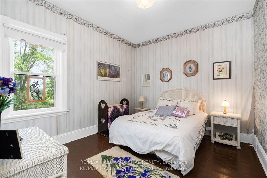 Photo 26 of 1407 Flos 8 Road W, Springwater, Rural Springwater — HOMEH