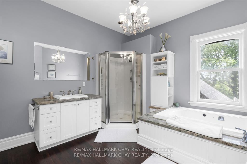 Photo 27 of 1407 Flos 8 Road W, Springwater, Rural Springwater — HOMEH