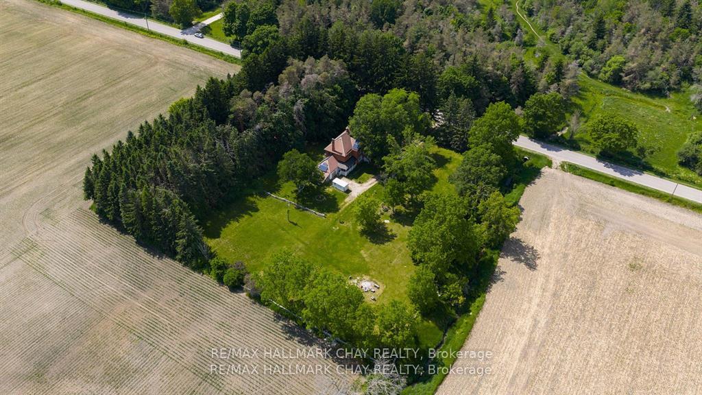 Photo 38 of 1407 Flos 8 Road W, Springwater, Rural Springwater — HOMEH