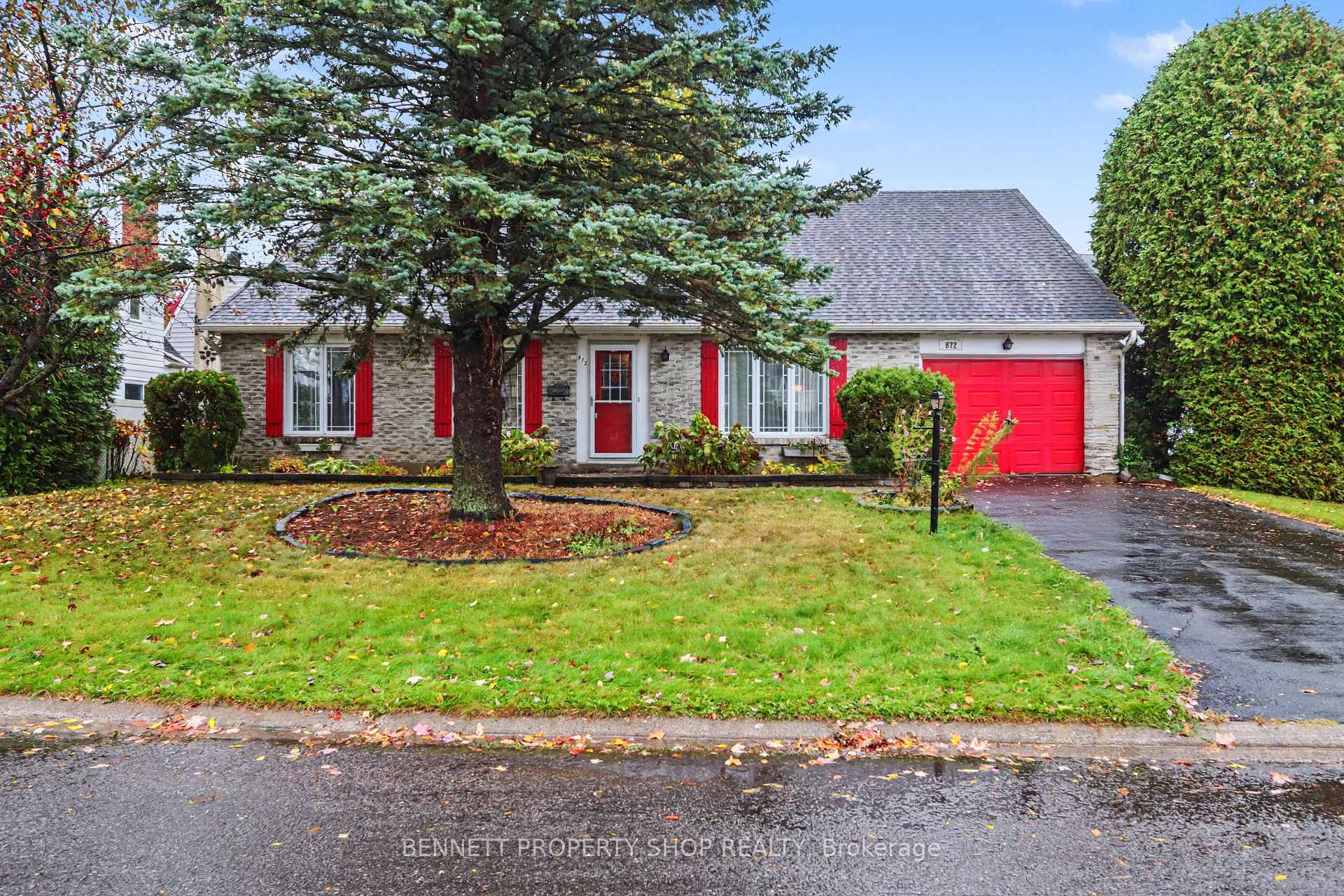 Photo of 872 Lawnsberry Drive