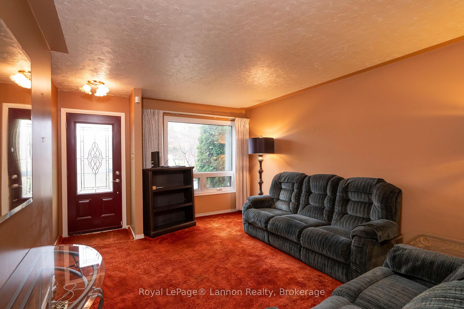 Photo 11 of 134 Ashland Place, Thunder Bay, Northwood Park — HOMEH