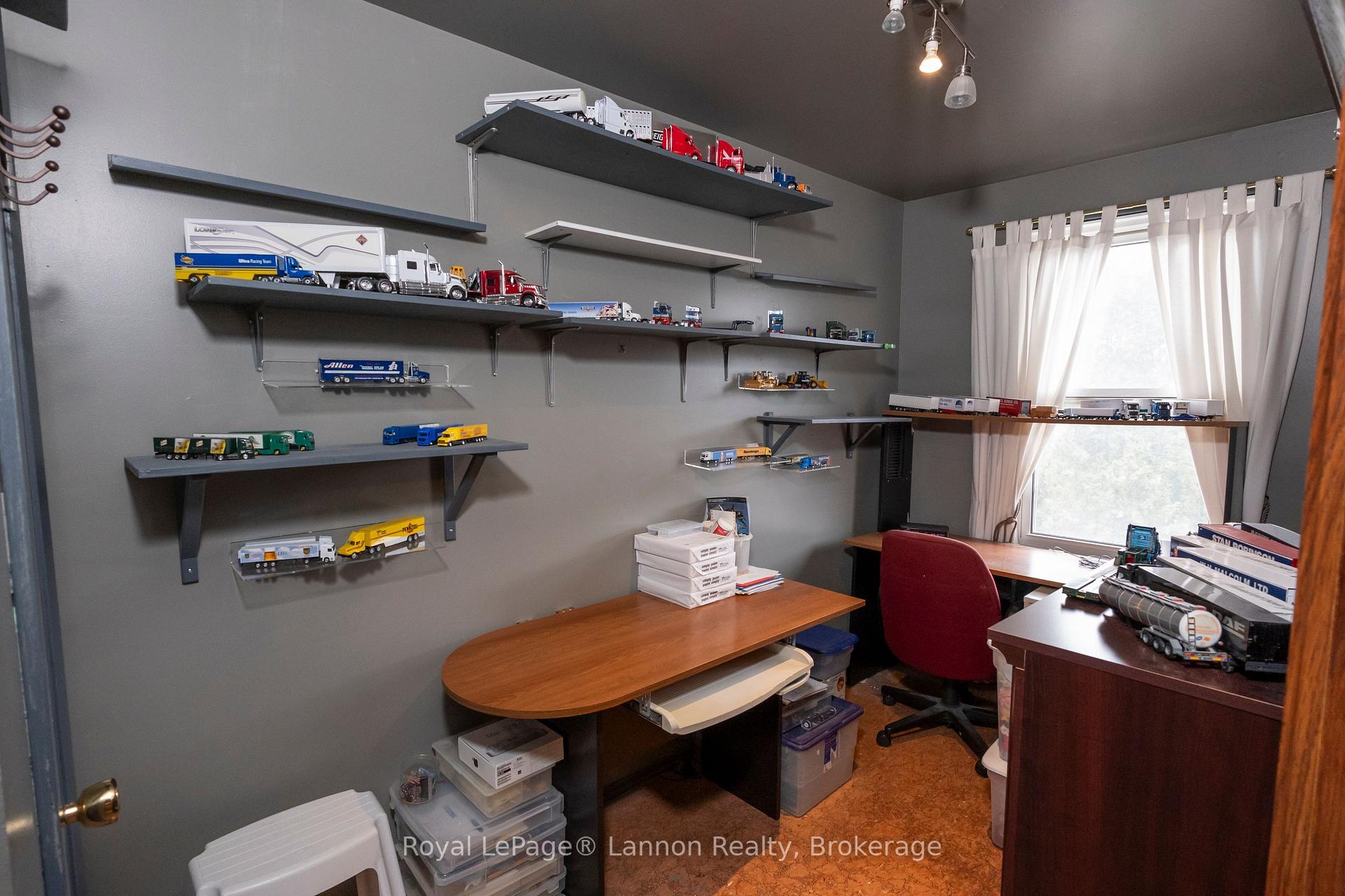 Photo 21 of 134 Ashland Place, Thunder Bay, Northwood Park — HOMEH