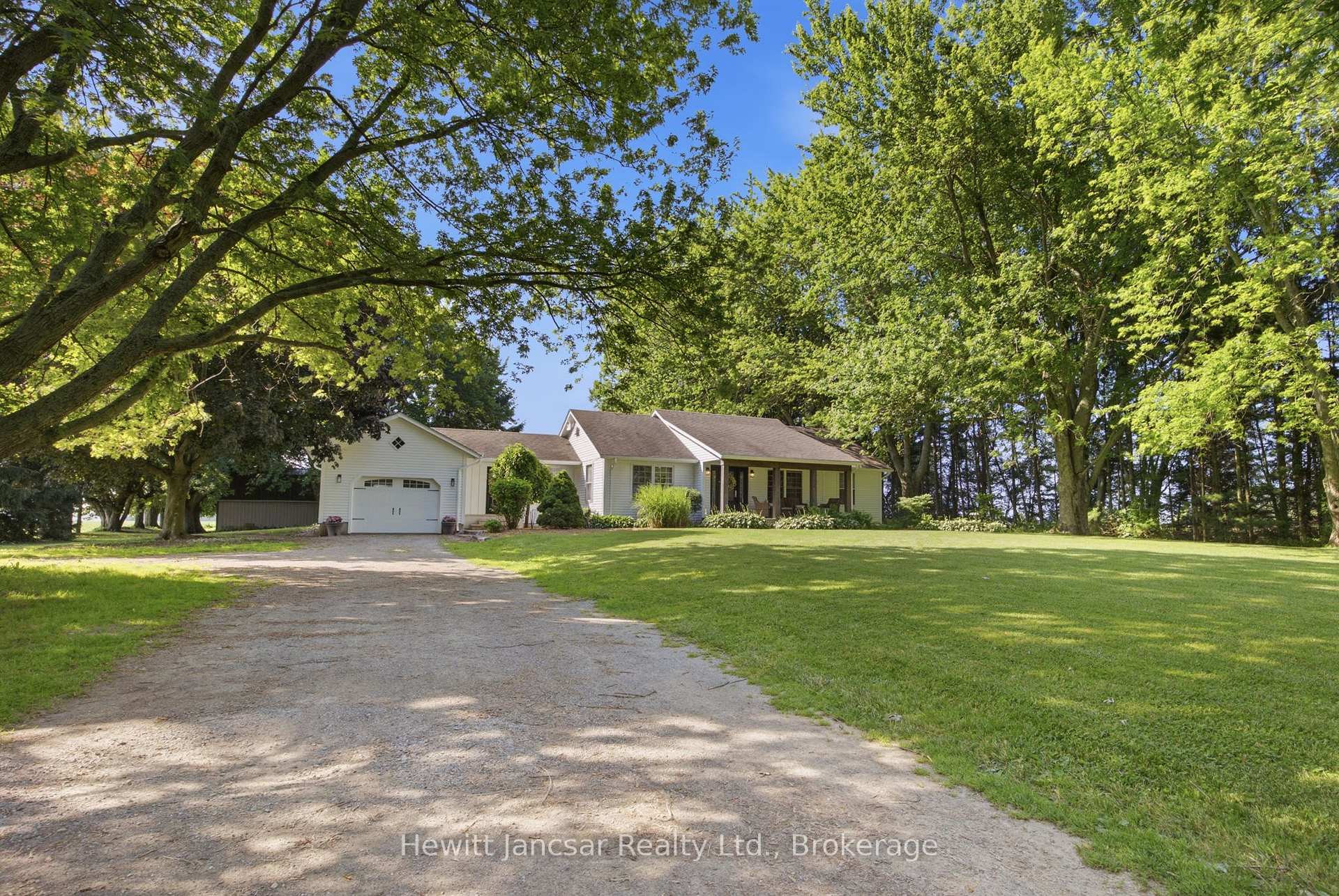 Photo of 156 1st Concession Road