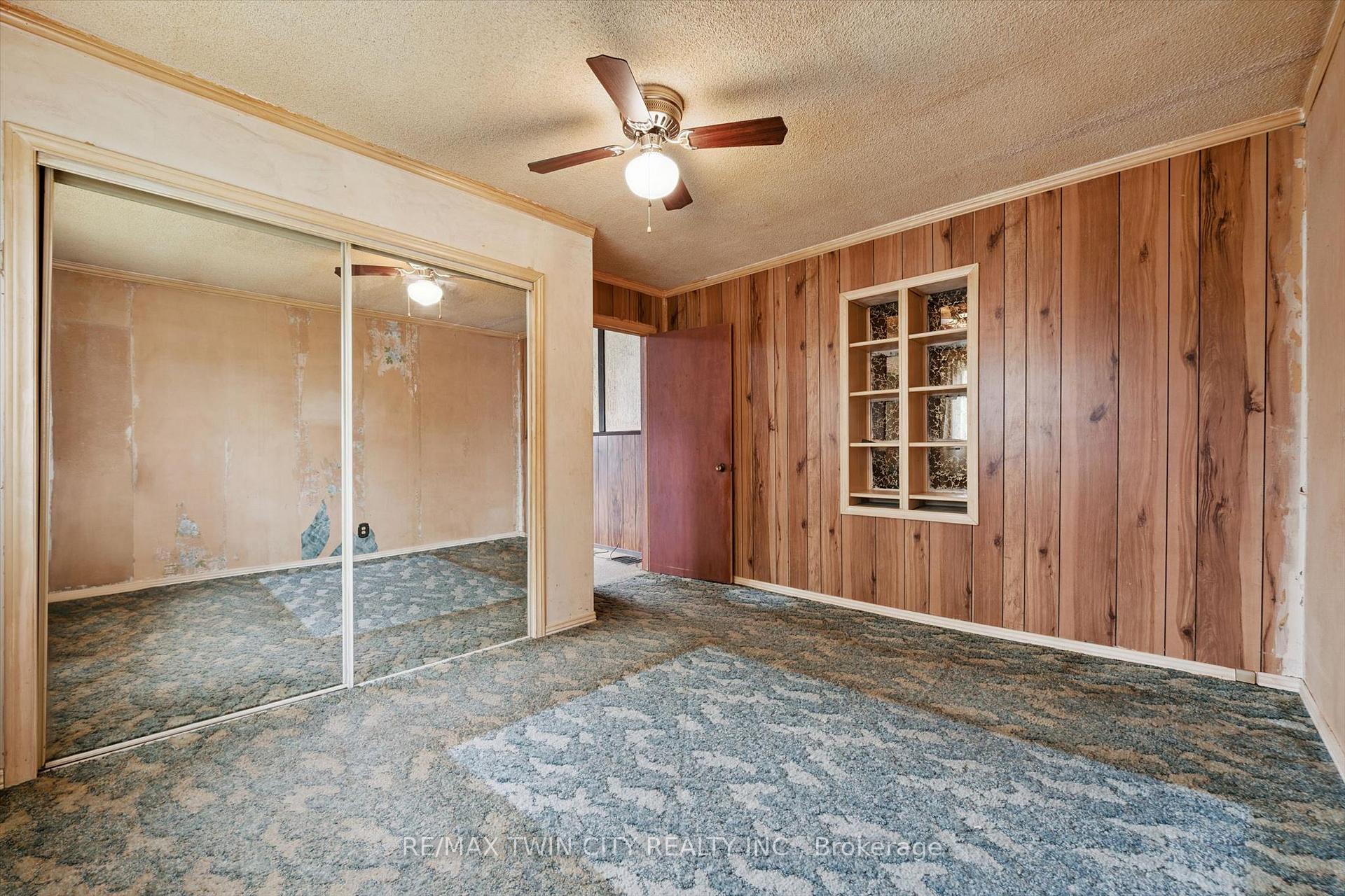 Photo 12 of 127 Spadina Road E, Kitchener — HOMEH