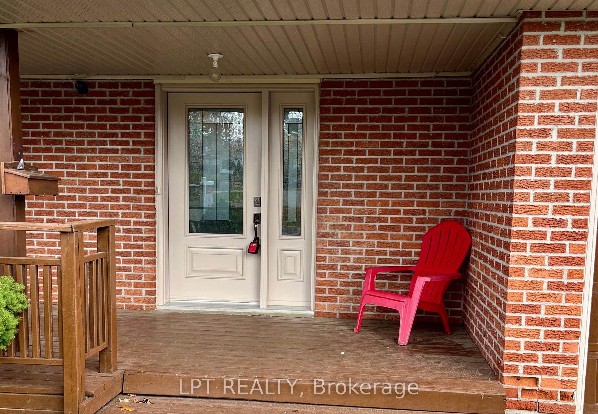 Photo 3 of 47 Springdale Drive, Barrie, Cundles East — HOMEH