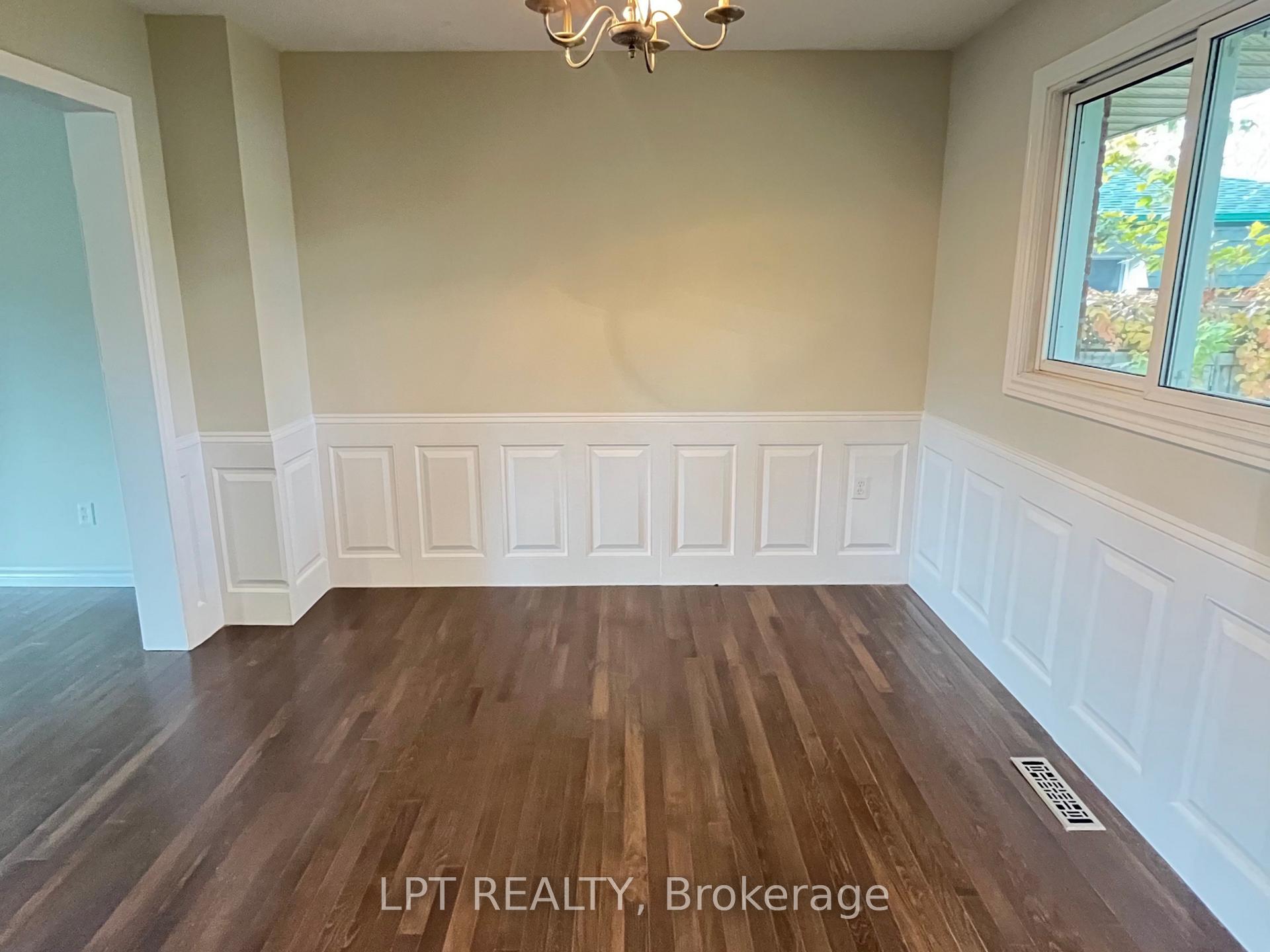 Photo 8 of 47 Springdale Drive, Barrie, Cundles East — HOMEH