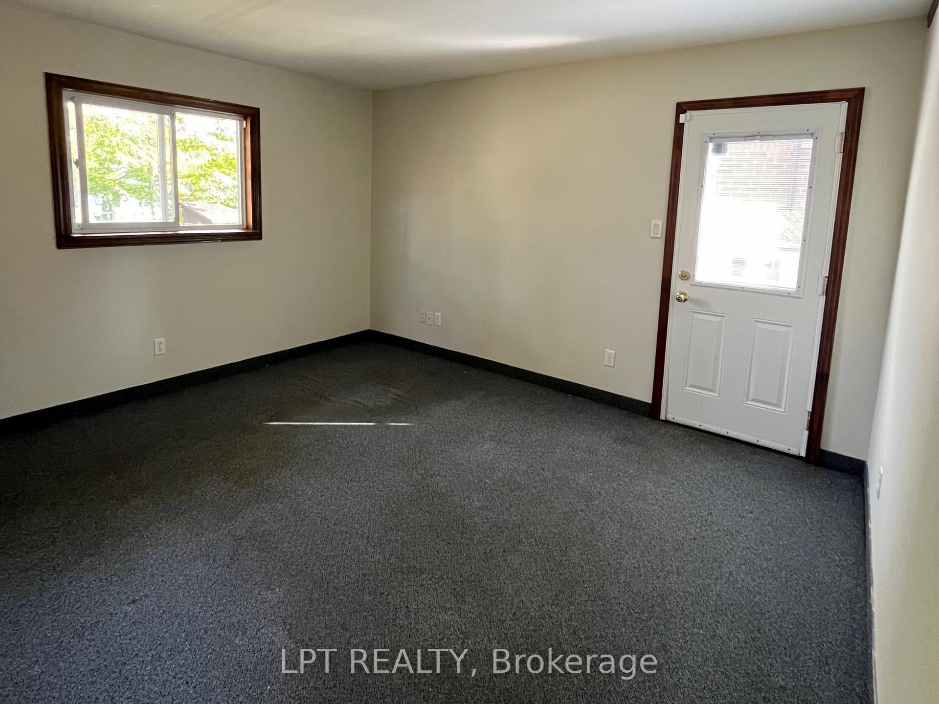 Photo 13 of 47 Springdale Drive, Barrie, Cundles East — HOMEH