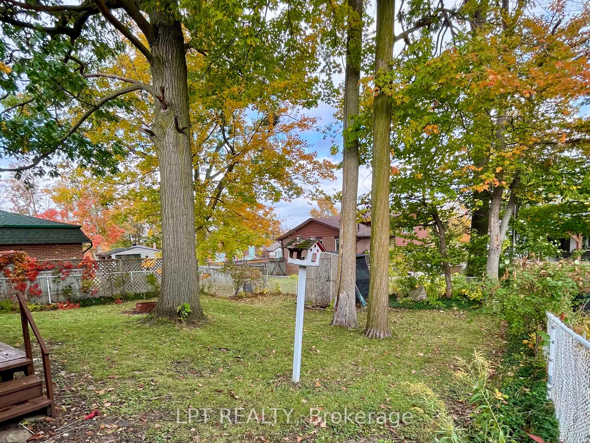 Photo 31 of 47 Springdale Drive, Barrie, Cundles East — HOMEH