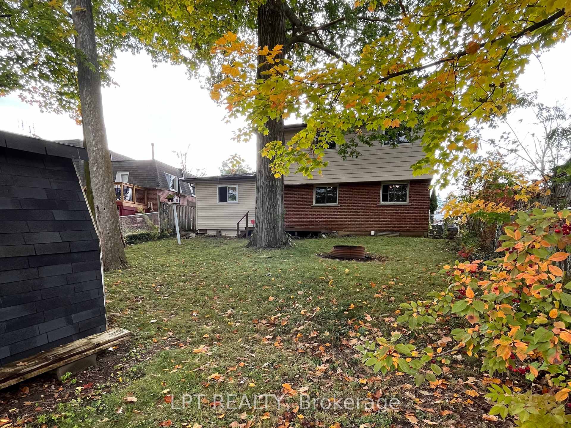 Photo 34 of 47 Springdale Drive, Barrie, Cundles East — HOMEH