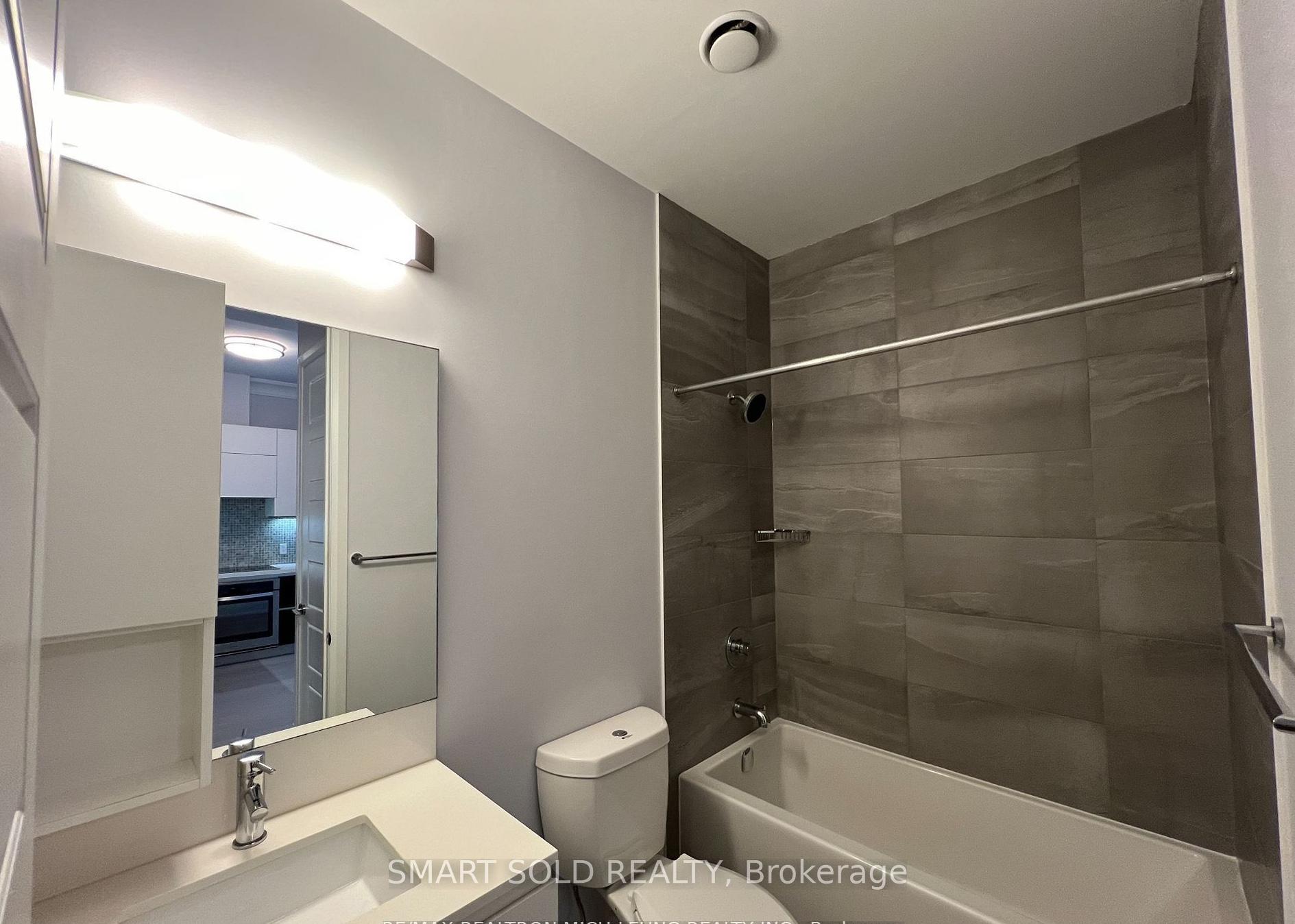 Photo 18 of Unit 103, 25 Water Walk Drive, Markham, Unionville — HOMEH