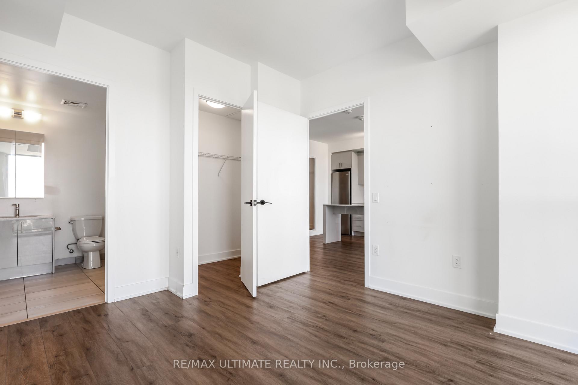 Photo 15 of Unit 906, 50 George Butchart Drive, North York, Downsview-Roding-CFB — HOMEH
