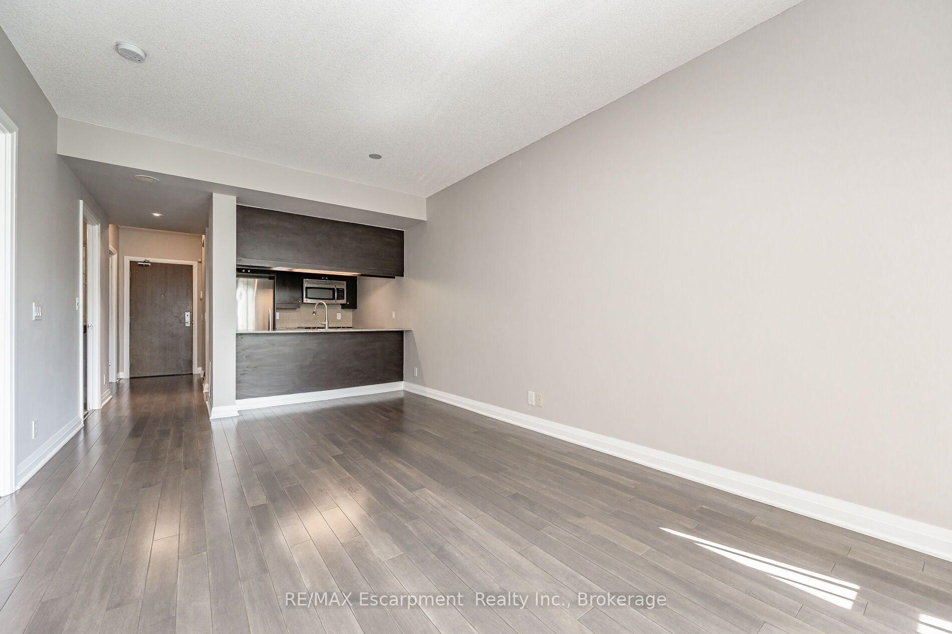 Photo 18 of Unit # 209, 1055 Southdown Road, Mississauga, Clarkson — HOMEH