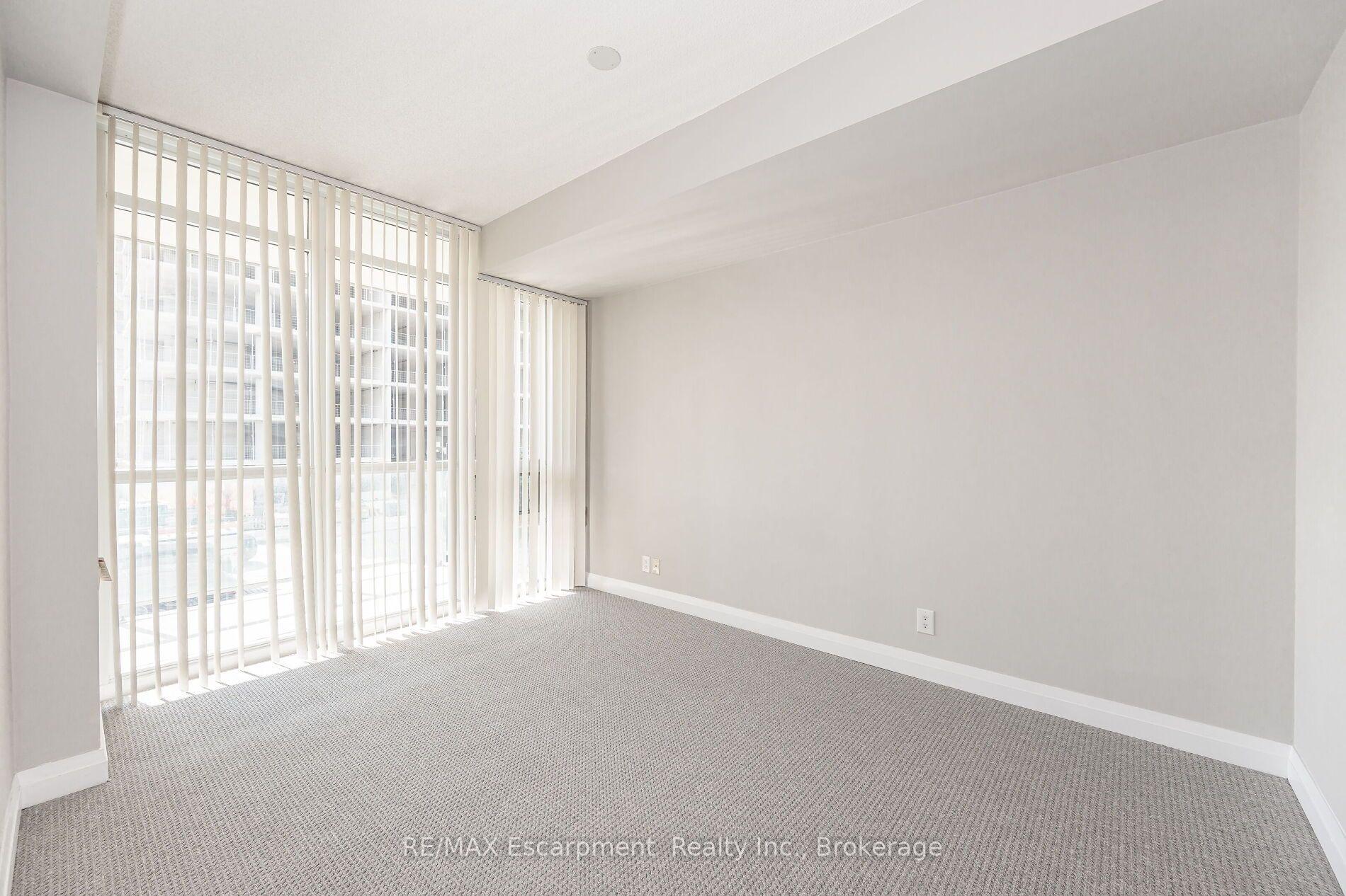 Photo 19 of Unit # 209, 1055 Southdown Road, Mississauga, Clarkson — HOMEH