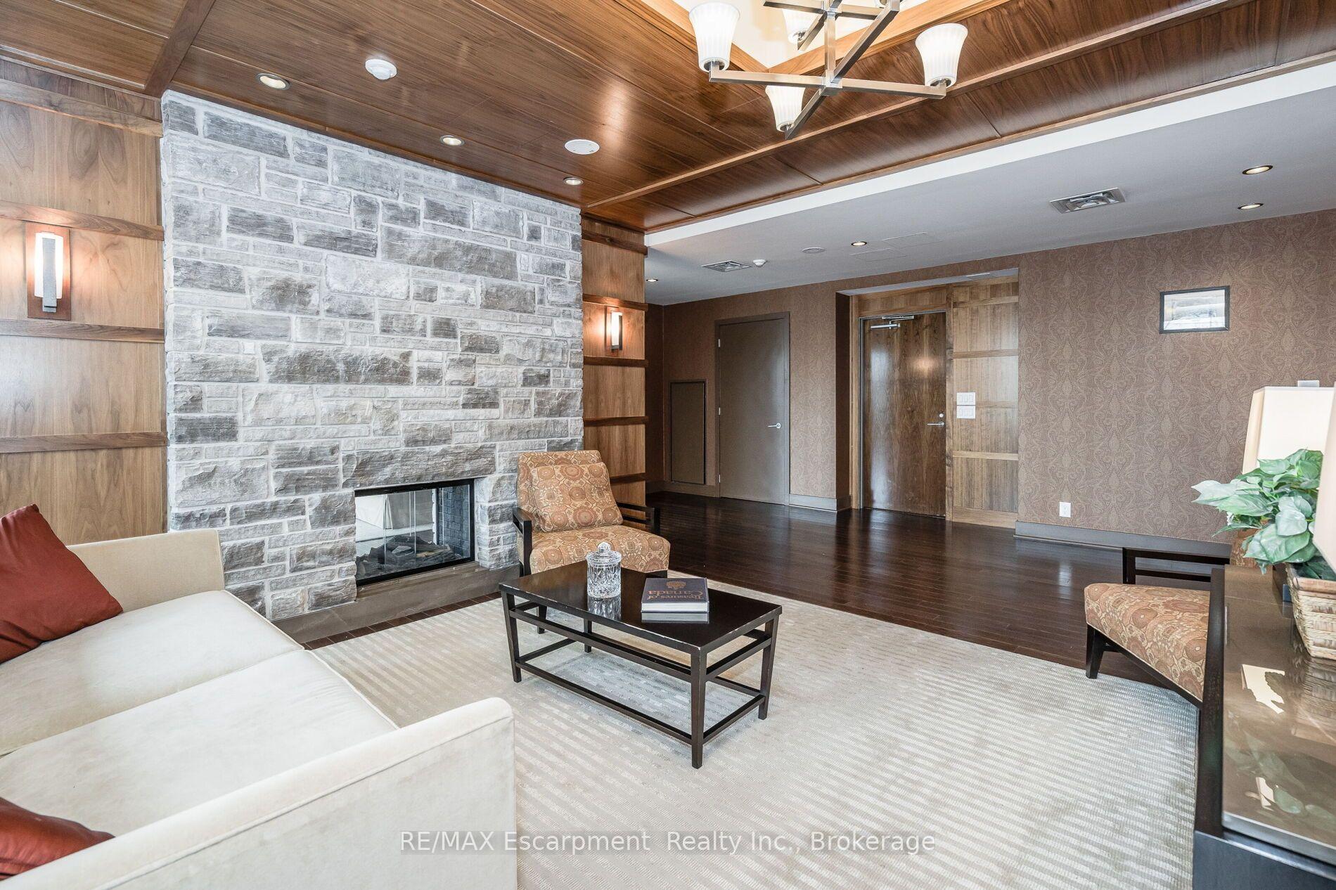 Photo 28 of Unit # 209, 1055 Southdown Road, Mississauga, Clarkson — HOMEH
