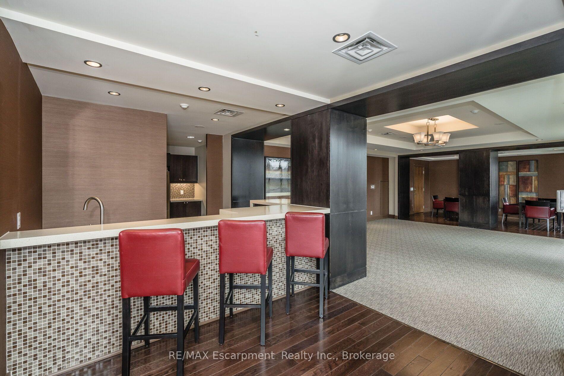 Photo 30 of Unit # 209, 1055 Southdown Road, Mississauga, Clarkson — HOMEH