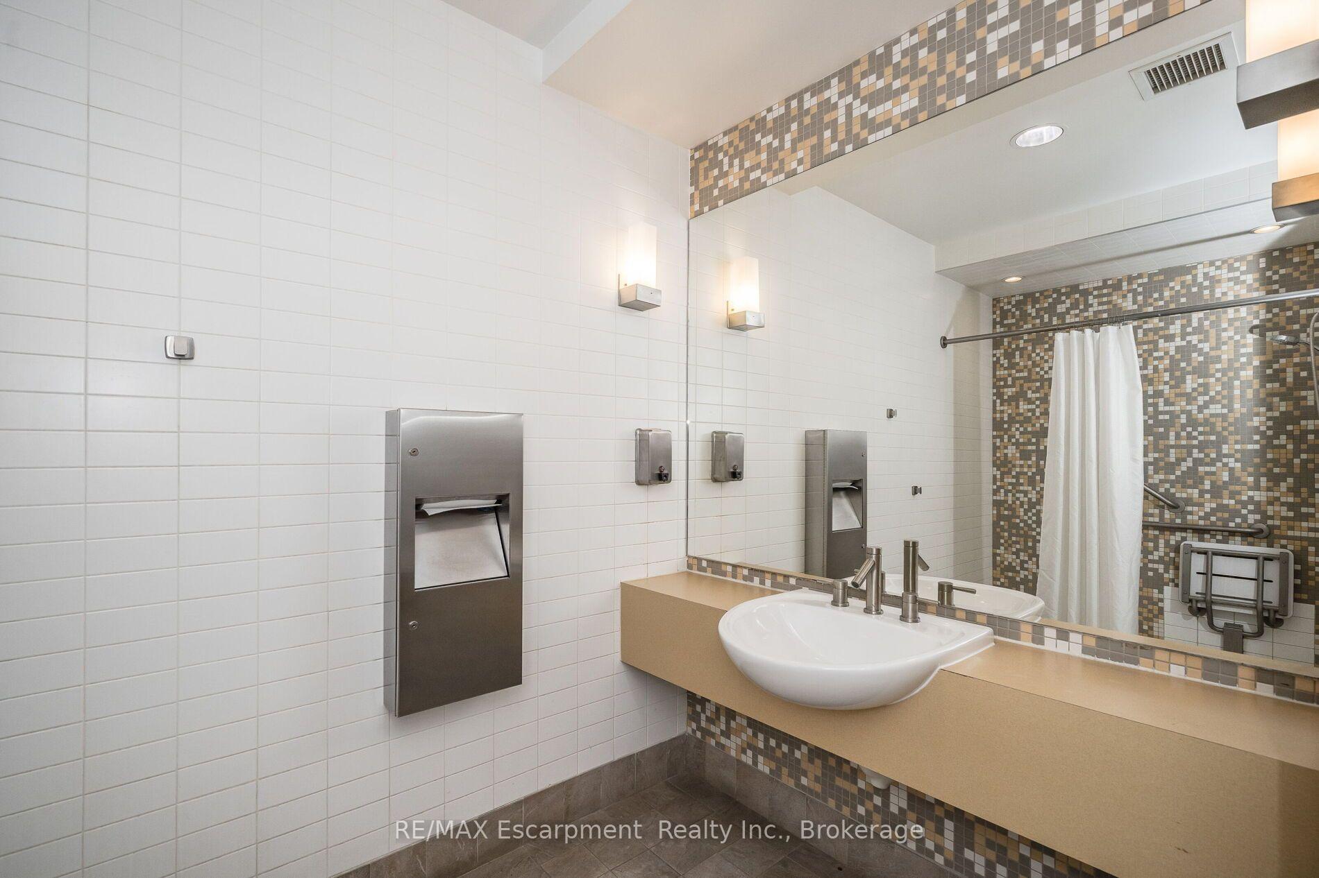 Photo 40 of Unit # 209, 1055 Southdown Road, Mississauga, Clarkson — HOMEH