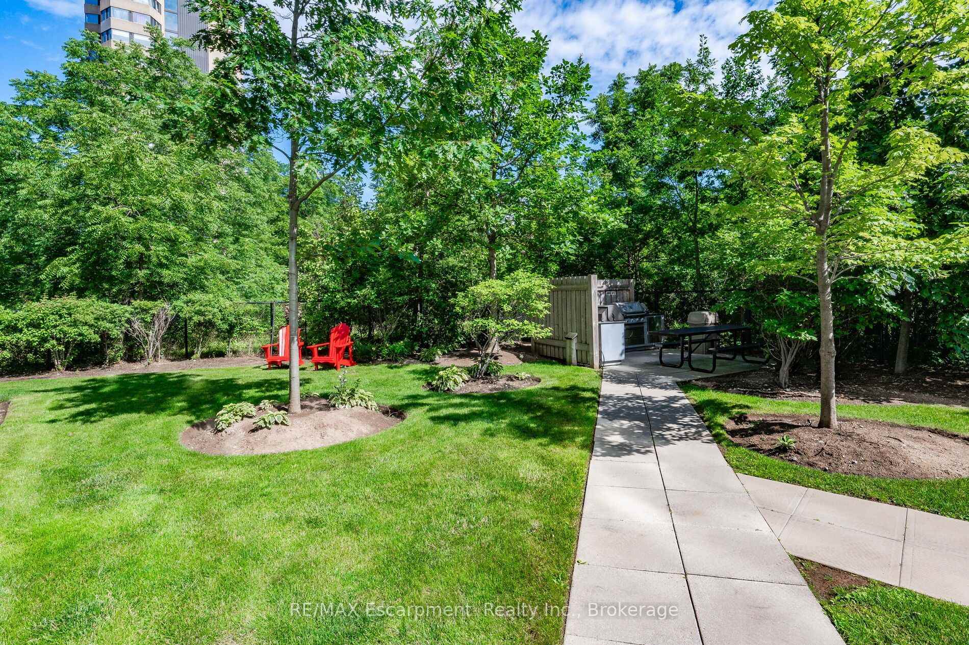 Photo 43 of Unit # 209, 1055 Southdown Road, Mississauga, Clarkson — HOMEH