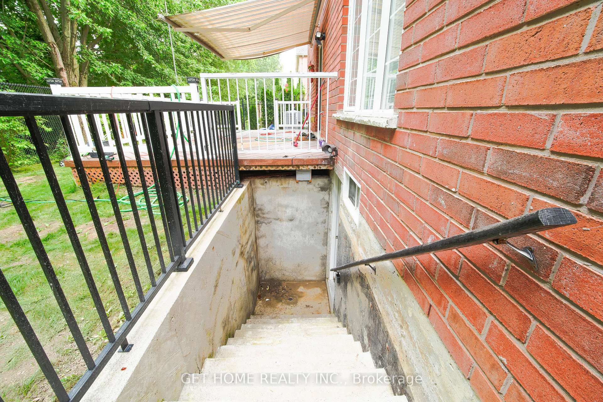 Photo 28 of Unit #Bsmt, 18 Dewsbury Way, Hamilton, Stoney Creek — HOMEH