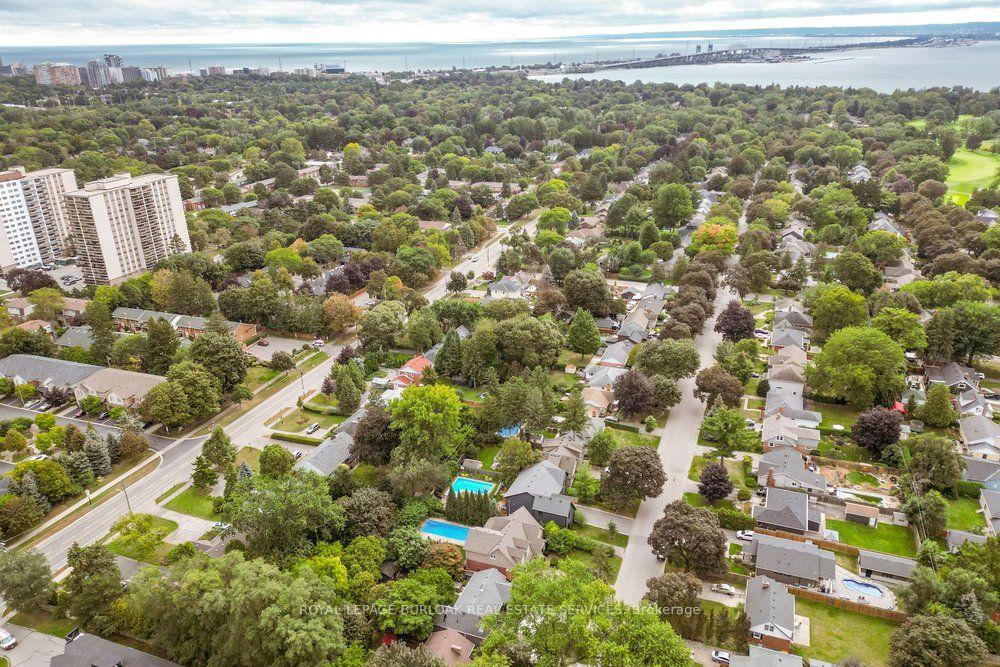 Photo 31 of 977 Long Drive, Burlington, LaSalle — HOMEH