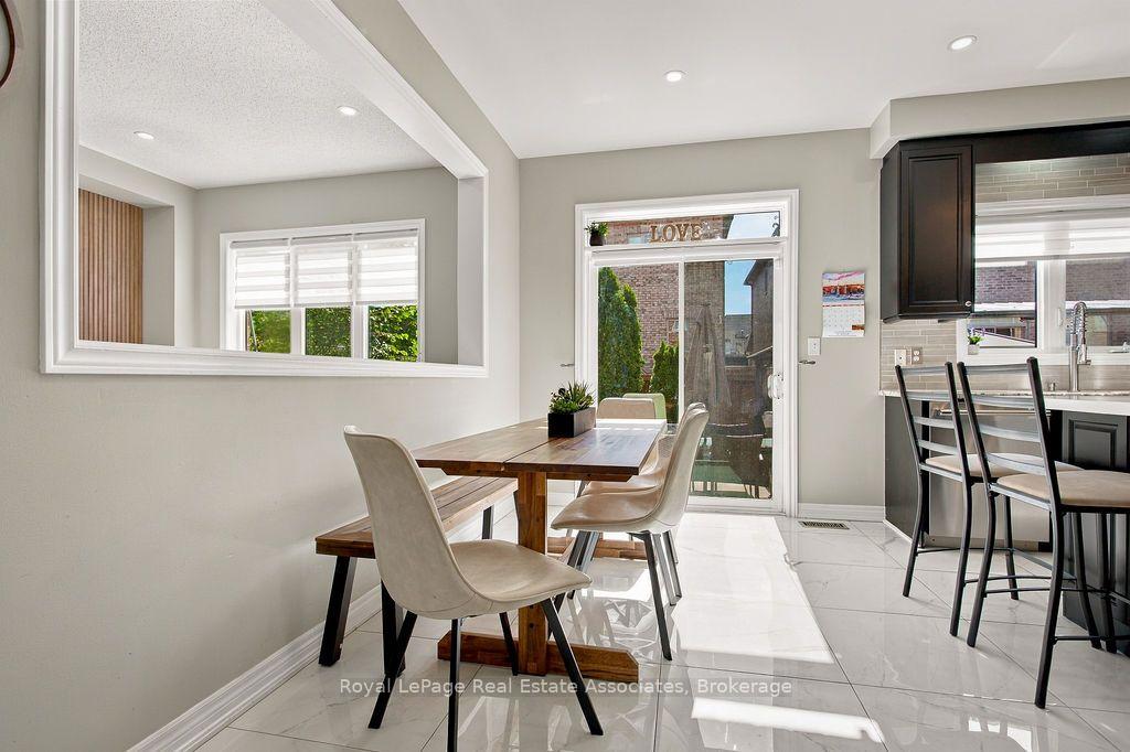 Photo 13 of 34 Humphrey Street, Hamilton, Waterdown — HOMEH