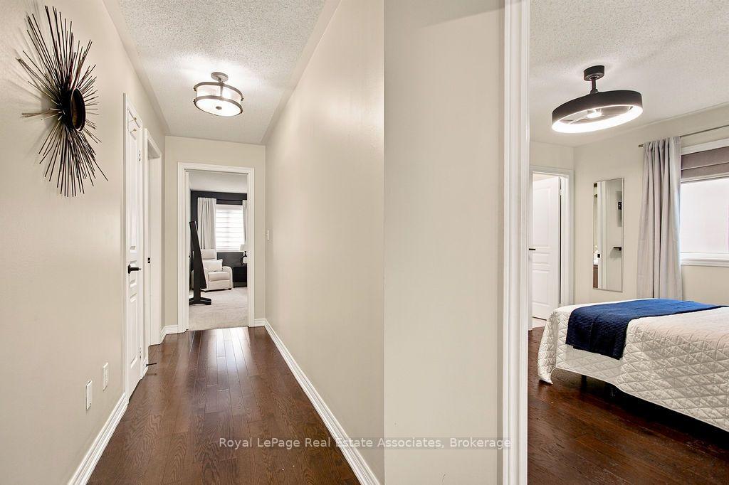 Photo 29 of 34 Humphrey Street, Hamilton, Waterdown — HOMEH