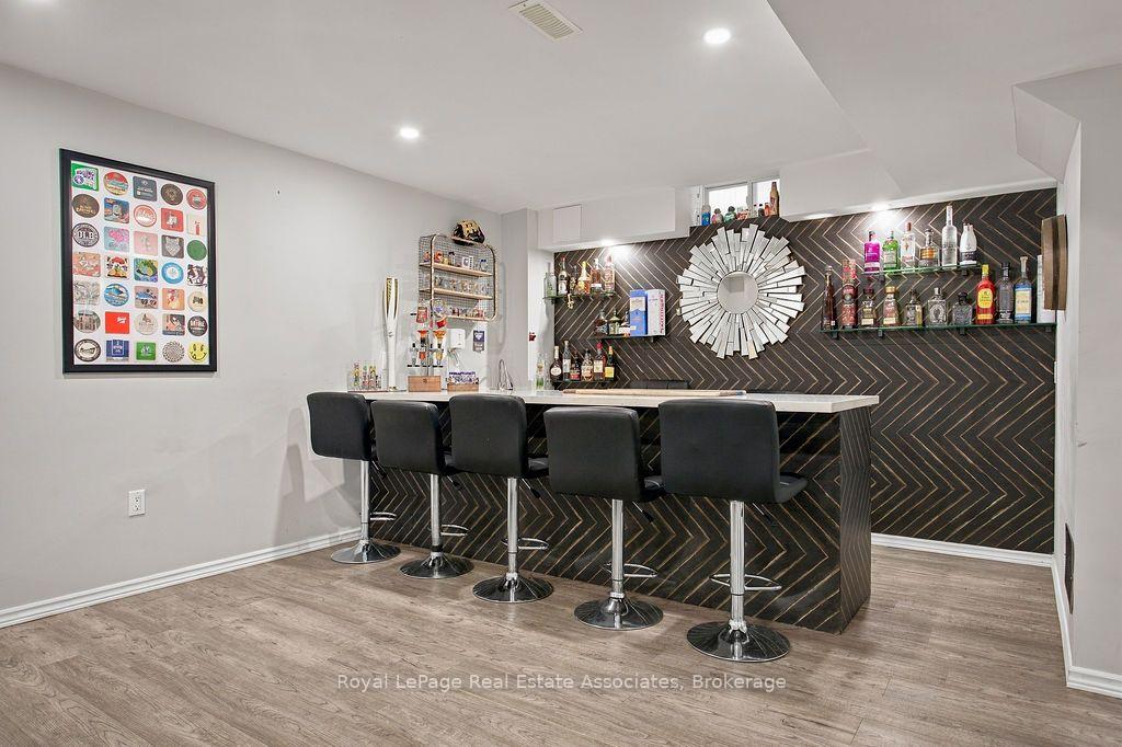 Photo 42 of 34 Humphrey Street, Hamilton, Waterdown — HOMEH
