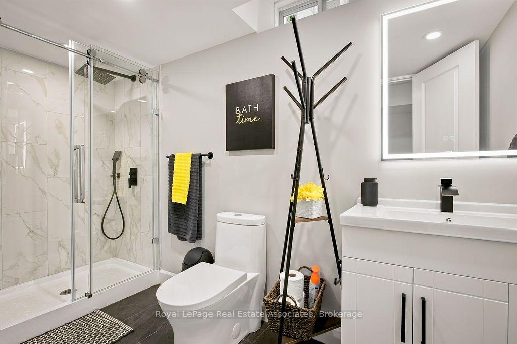 Photo 45 of 34 Humphrey Street, Hamilton, Waterdown — HOMEH