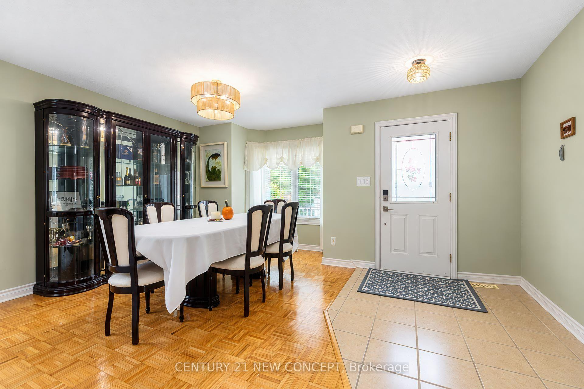 Photo 5 of 95 Bayview Avenue, Georgina, Keswick South — HOMEH