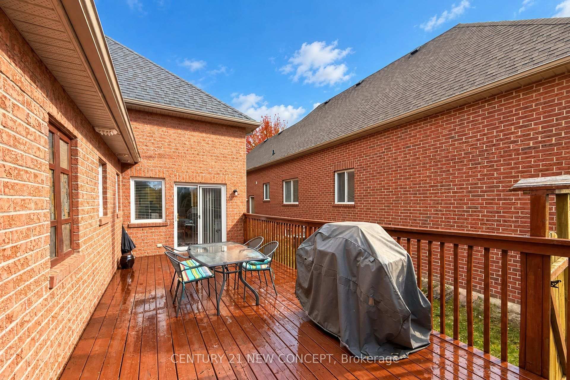 Photo 43 of 95 Bayview Avenue, Georgina, Keswick South — HOMEH