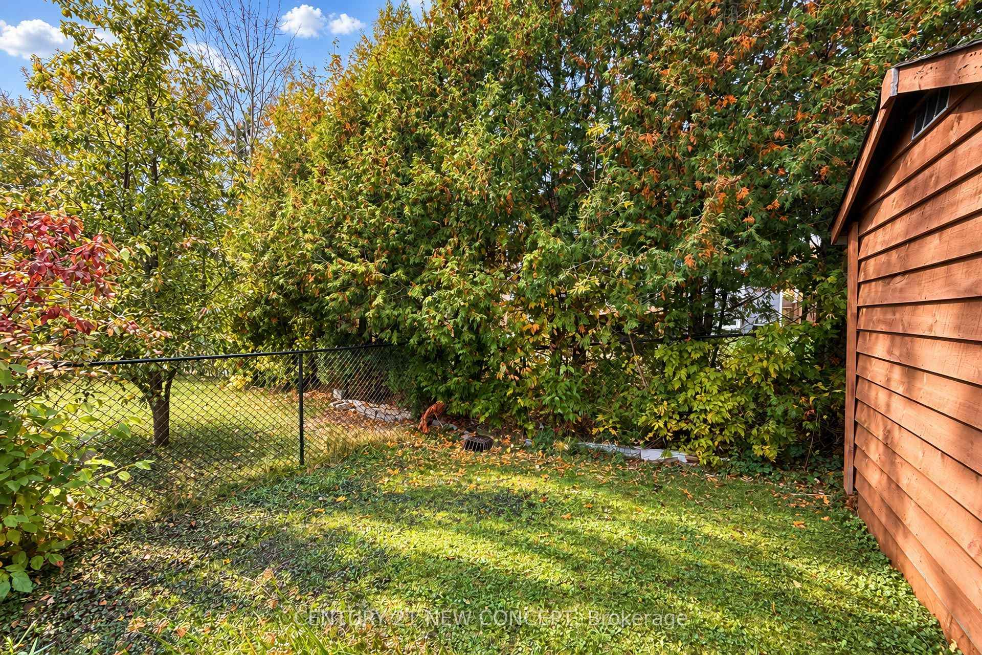 Photo 45 of 95 Bayview Avenue, Georgina, Keswick South — HOMEH