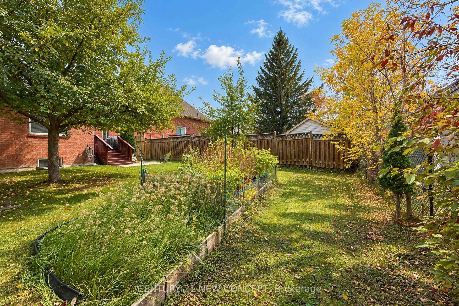 Photo 47 of 95 Bayview Avenue, Georgina, Keswick South — HOMEH