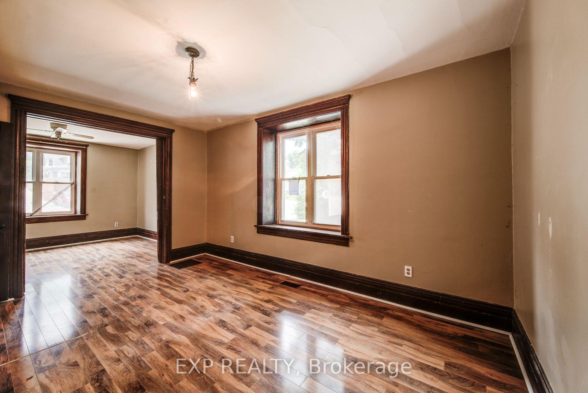 Photo 12 of 5 George Street S, Waterloo, Beechwood/University — HOMEH
