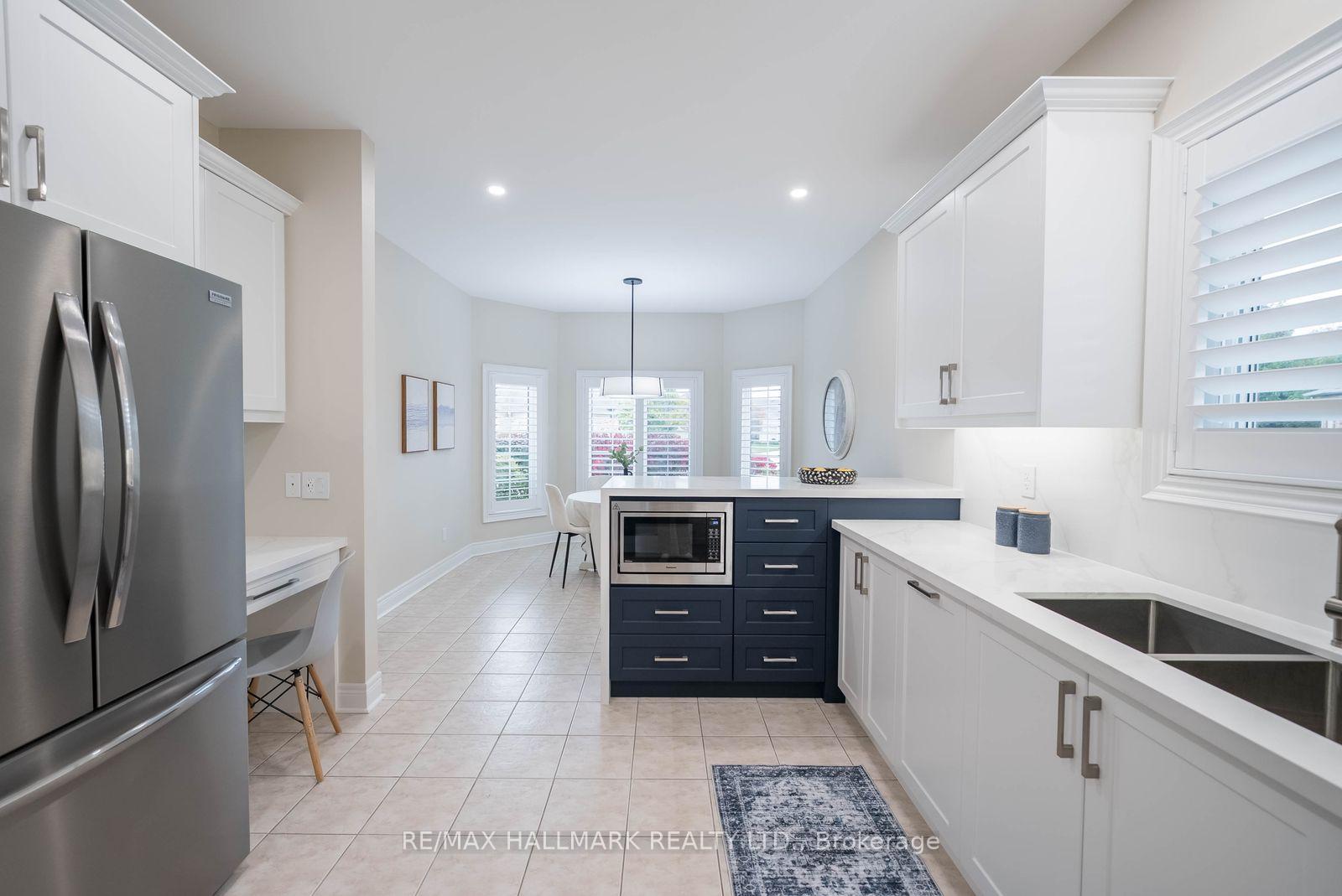 Photo 11 of 2 Lamb's Run, Whitchurch-Stouffville, Ballantrae — HOMEH