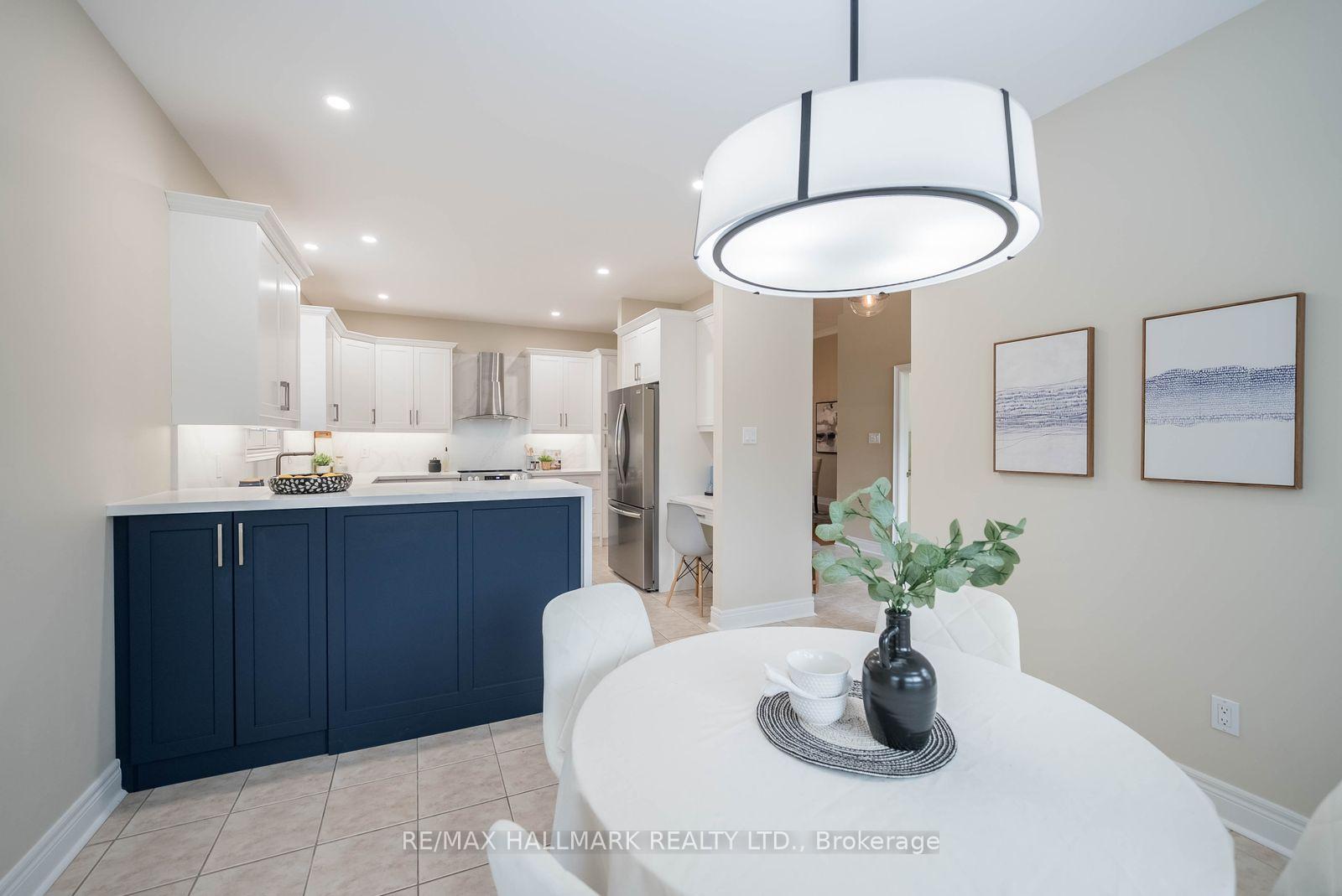 Photo 13 of 2 Lamb's Run, Whitchurch-Stouffville, Ballantrae — HOMEH