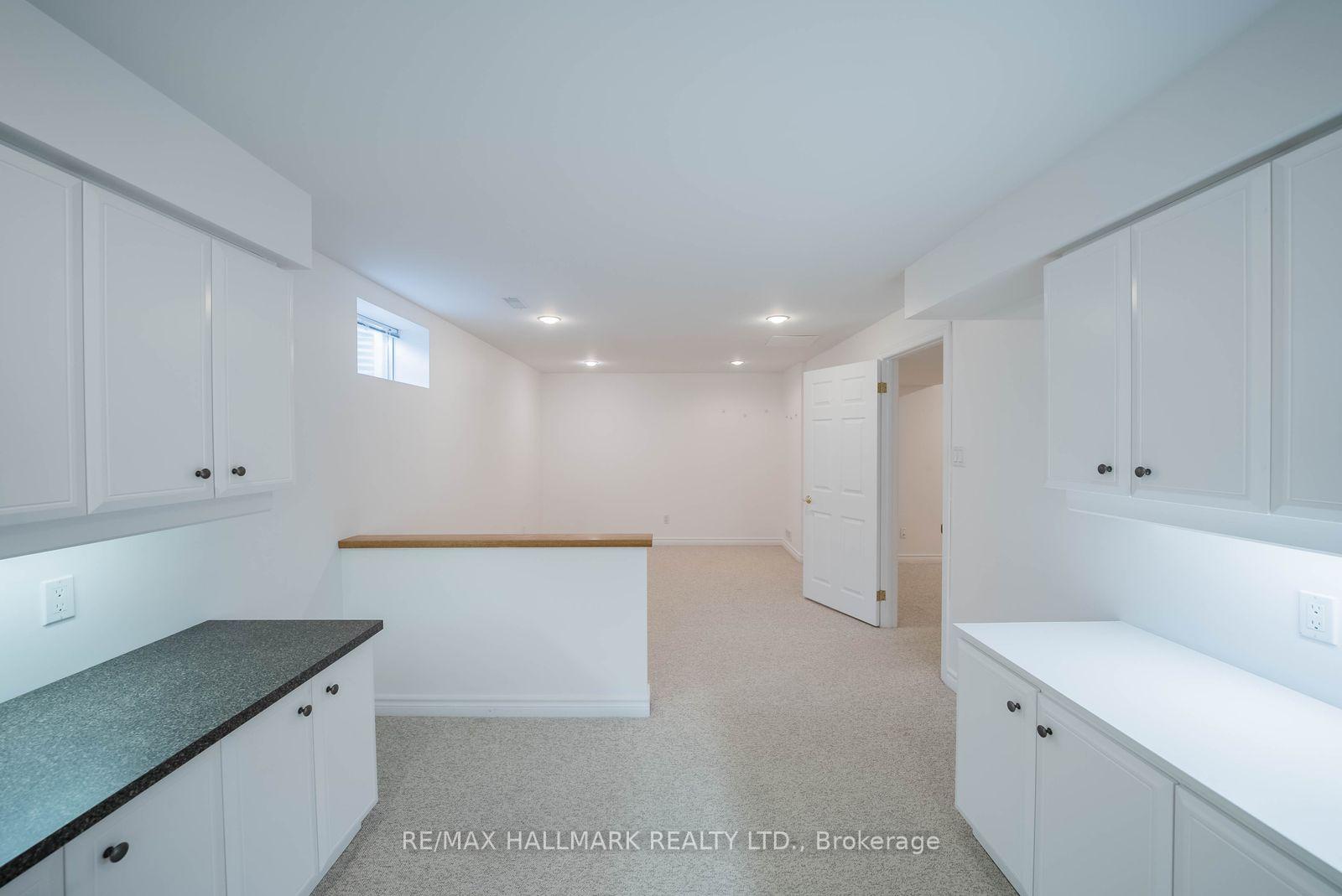 Photo 37 of 2 Lamb's Run, Whitchurch-Stouffville, Ballantrae — HOMEH
