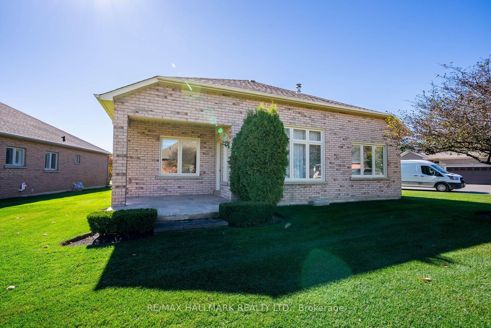 Photo 43 of 2 Lamb's Run, Whitchurch-Stouffville, Ballantrae — HOMEH