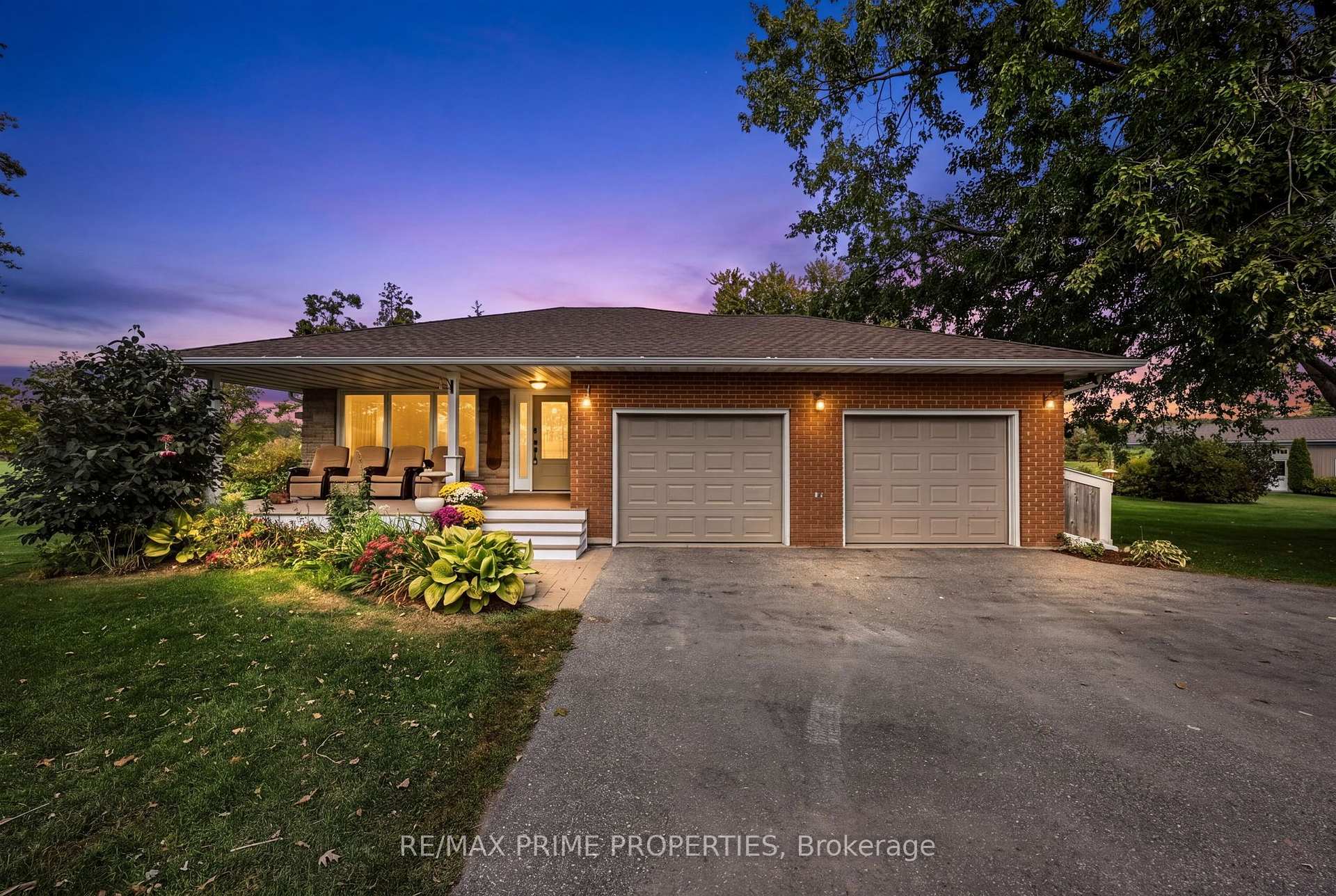 Photo 1 of 426 Zephyr Road, Uxbridge, Rural Uxbridge — HOMEH