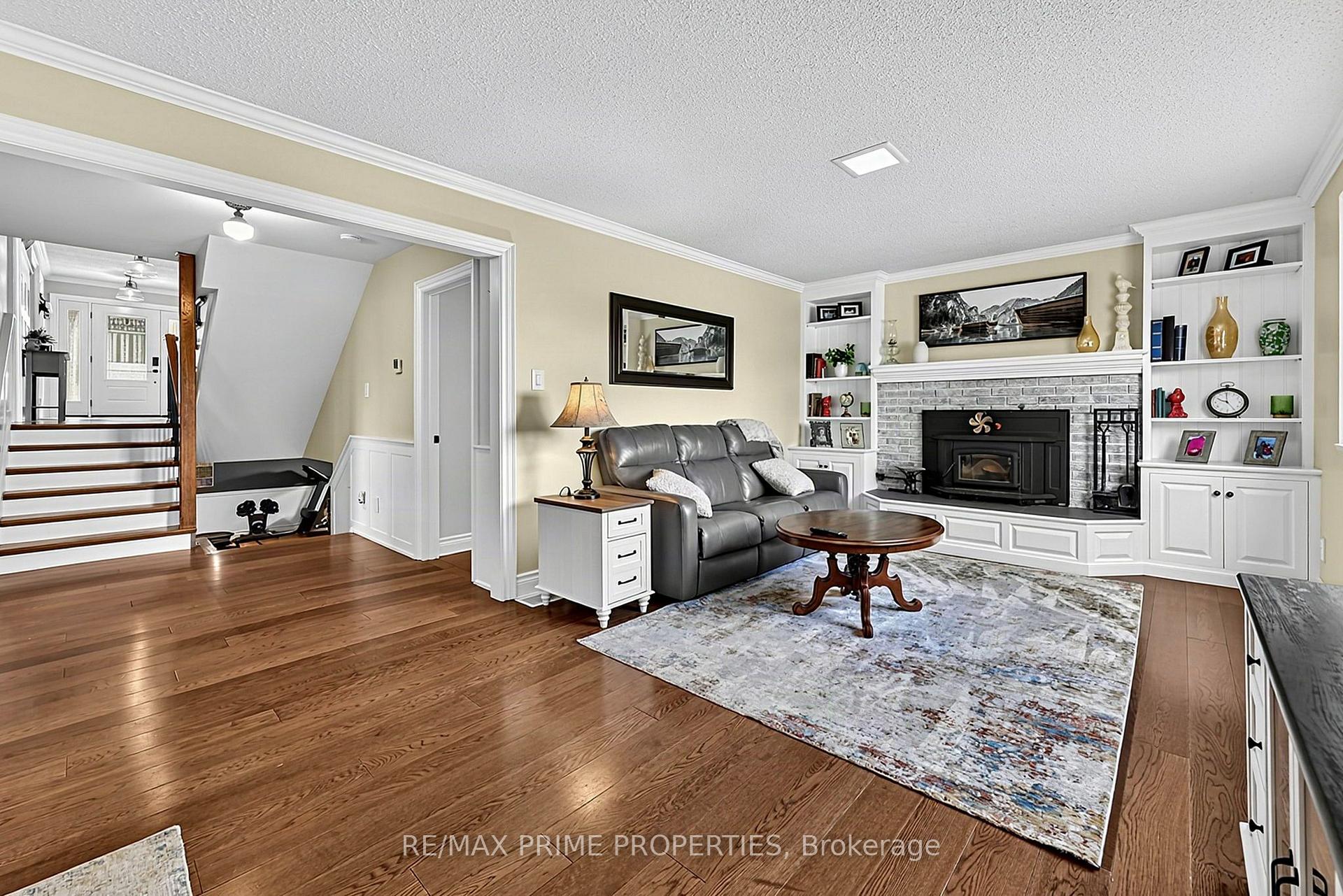 Photo 17 of 426 Zephyr Road, Uxbridge, Rural Uxbridge — HOMEH