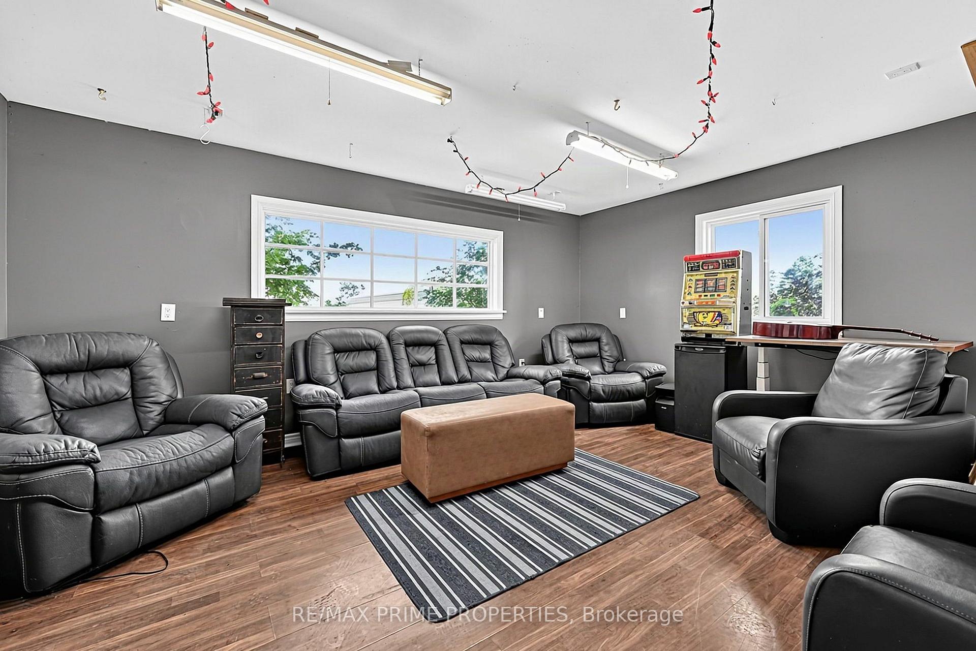 Photo 25 of 426 Zephyr Road, Uxbridge, Rural Uxbridge — HOMEH