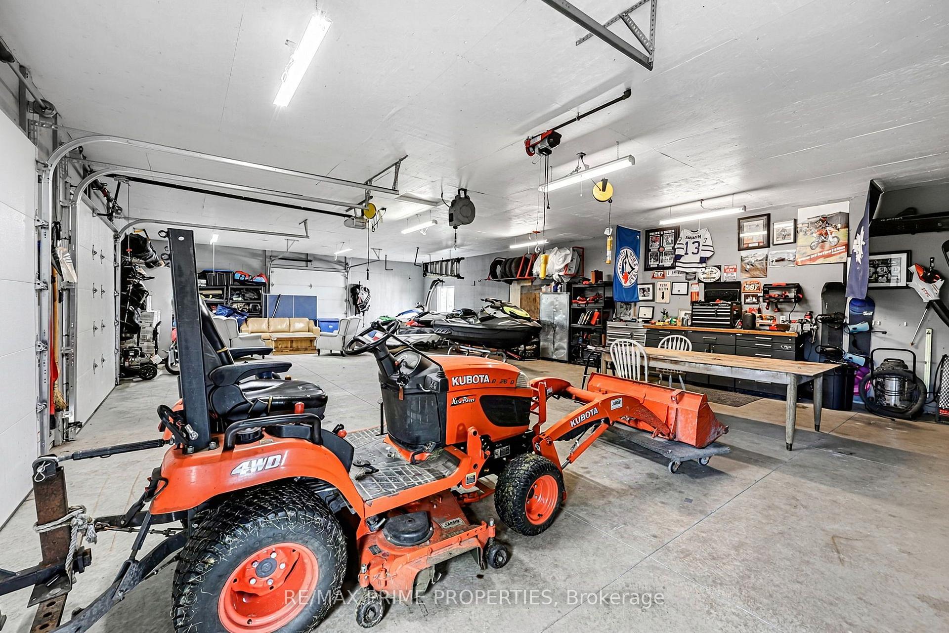 Photo 33 of 426 Zephyr Road, Uxbridge, Rural Uxbridge — HOMEH