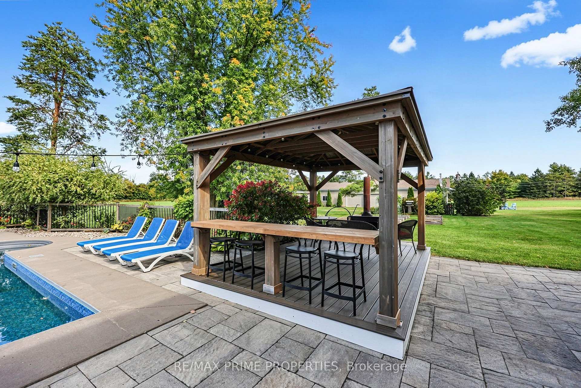 Photo 40 of 426 Zephyr Road, Uxbridge, Rural Uxbridge — HOMEH
