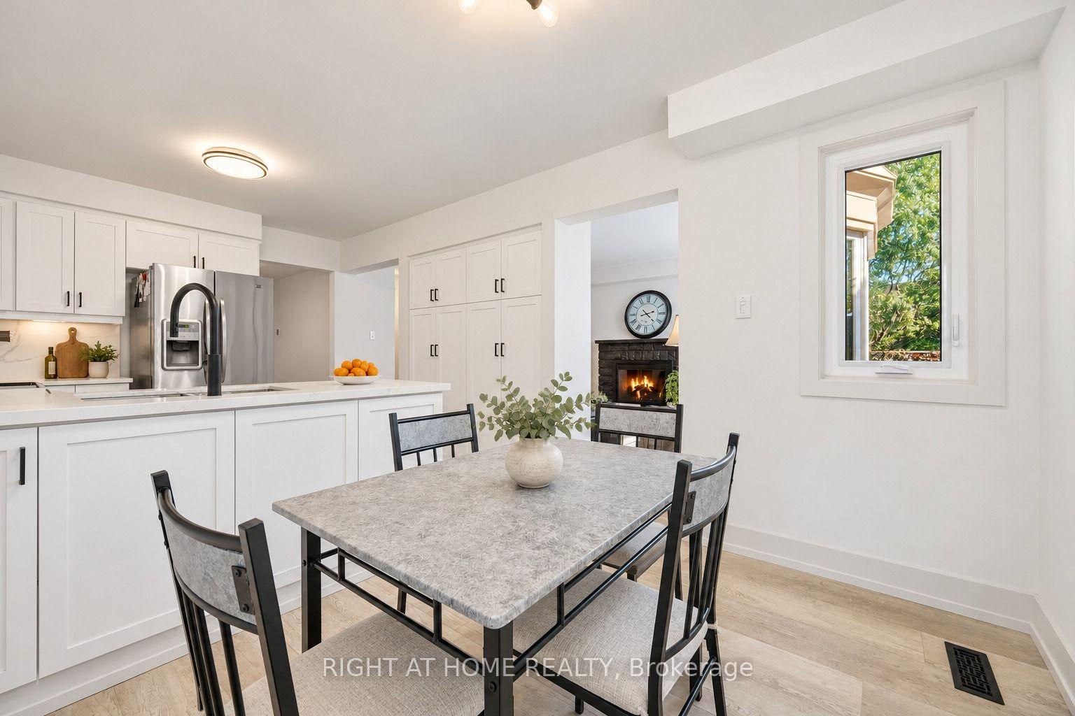 Photo 10 of 32 Cheviot Crescent, Brampton, Heart Lake East — HOMEH