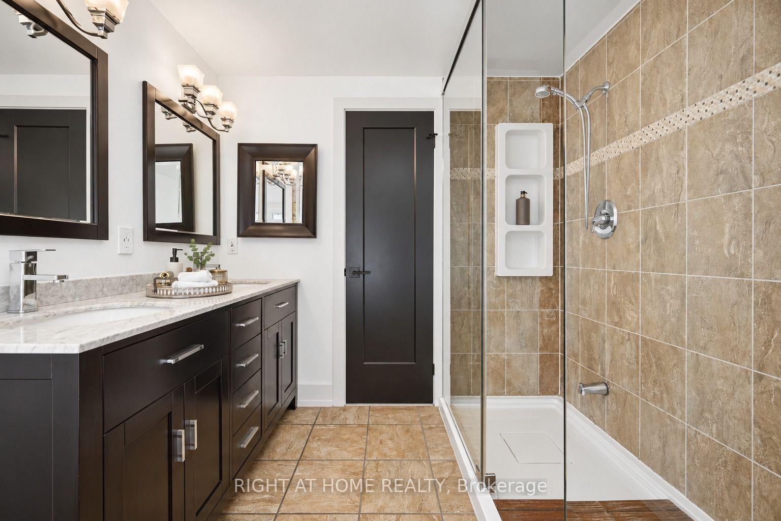 Photo 19 of 32 Cheviot Crescent, Brampton, Heart Lake East — HOMEH