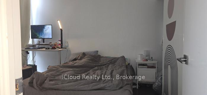 Photo 6 of Unit 806, 28 Avondale Avenue S, North York, Willowdale East — HOMEH
