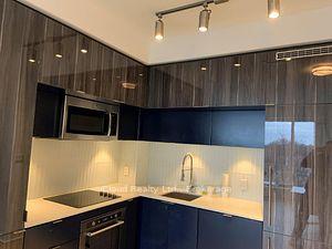 Photo 11 of Unit 806, 28 Avondale Avenue S, North York, Willowdale East — HOMEH